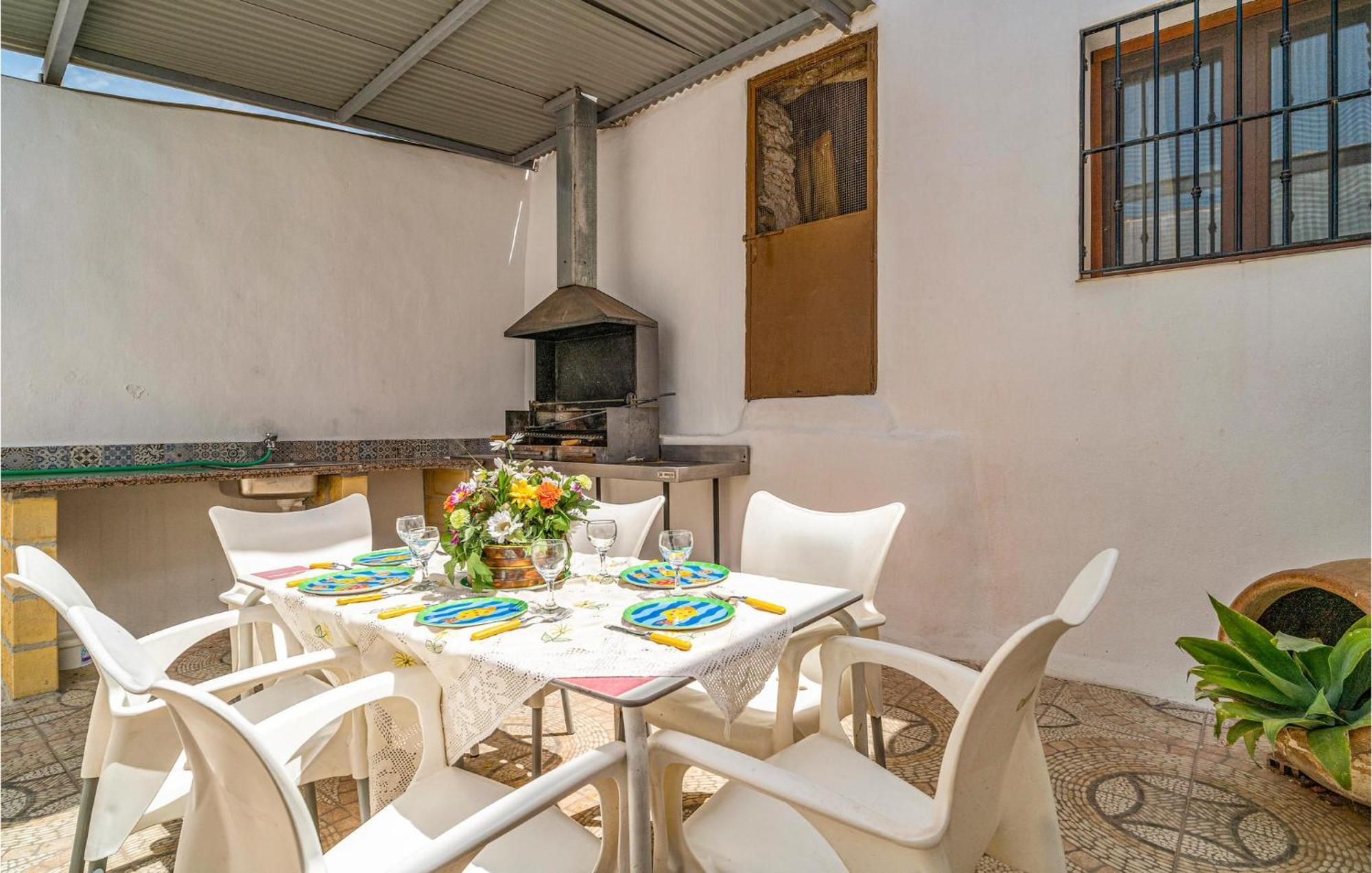 Gorgeous Home In Cajiz With Wifi Cajis Екстер'єр фото